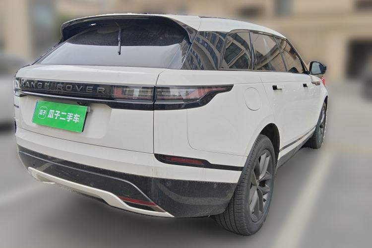 Used Land Rover Range Velar 2024 Dynamic SE Rear Right 45 Deg