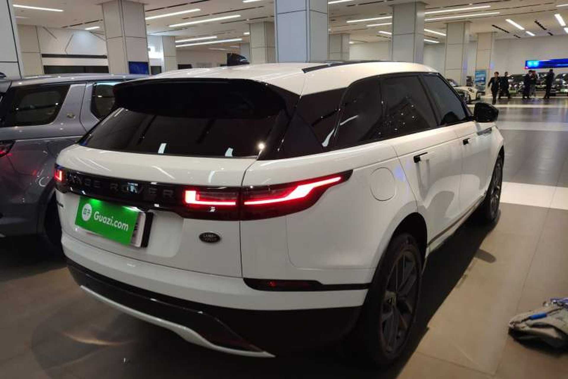 Used Land Rover Range Velar 2024 Dynamic SE Rear Right 45 Deg