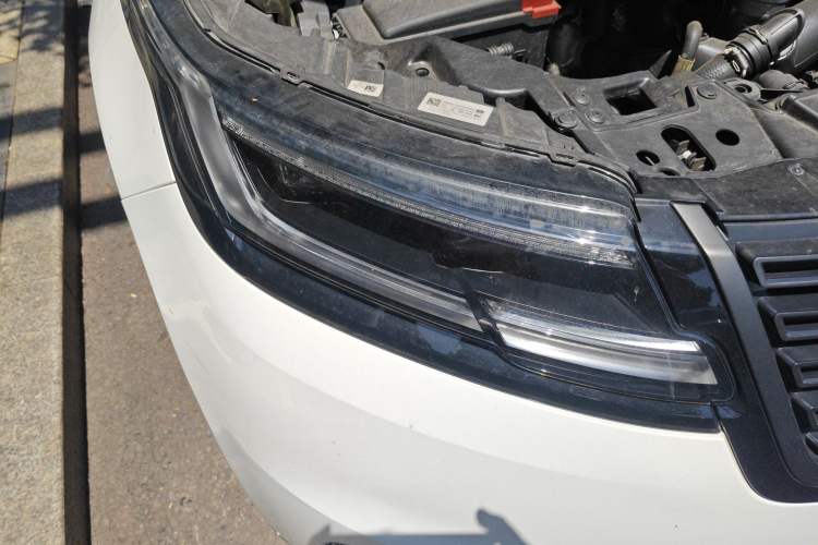 Used Land Rover Range Velar 2024 Dynamic SE Right Front Headlight