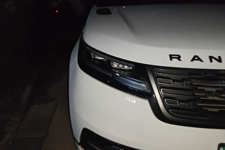 Used Land Rover Range Velar 2024 Dynamic SE Right Front Headlight