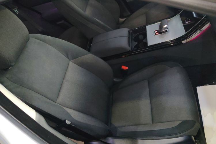 Used Land Rover Range Velar 2024 S Model Right Front Seat
