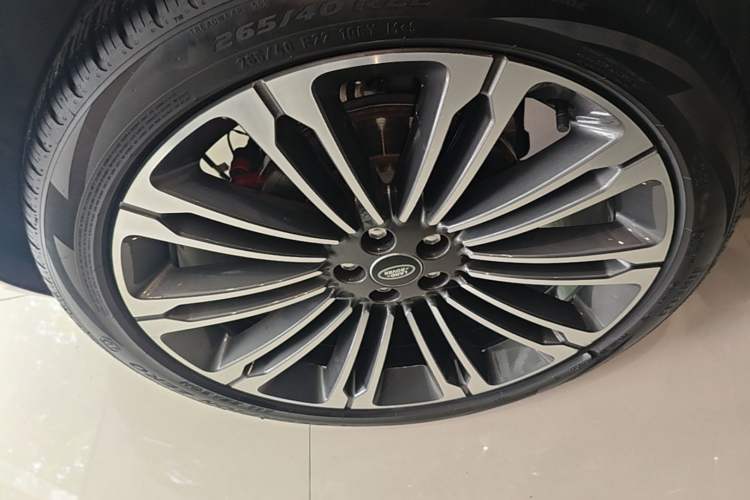 Used Land Rover Range Velar 2024 Flagship Edition Right Rear Wheel Hub