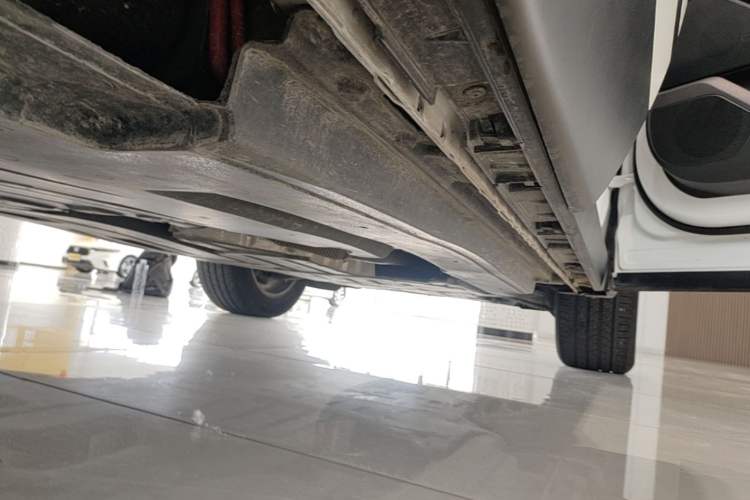 Used Land Rover Range Velar 2024 S Model Right Side Sill