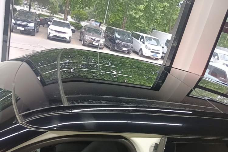 Used Land Rover Range Velar 2024 S Model Roof