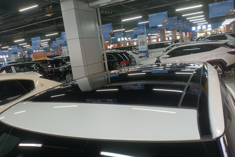 Used Land Rover Range Velar 2024 Dynamic HSE Roof