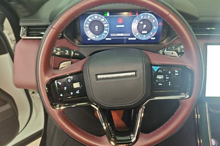 Used Land Rover Range Velar 2024 Flagship Edition Steering Wheel