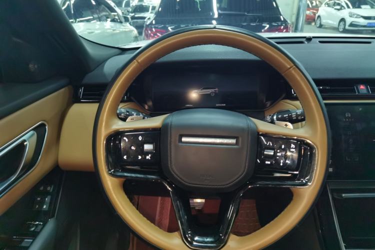 Used Land Rover Range Velar 2024 Dynamic HSE Steering Wheel