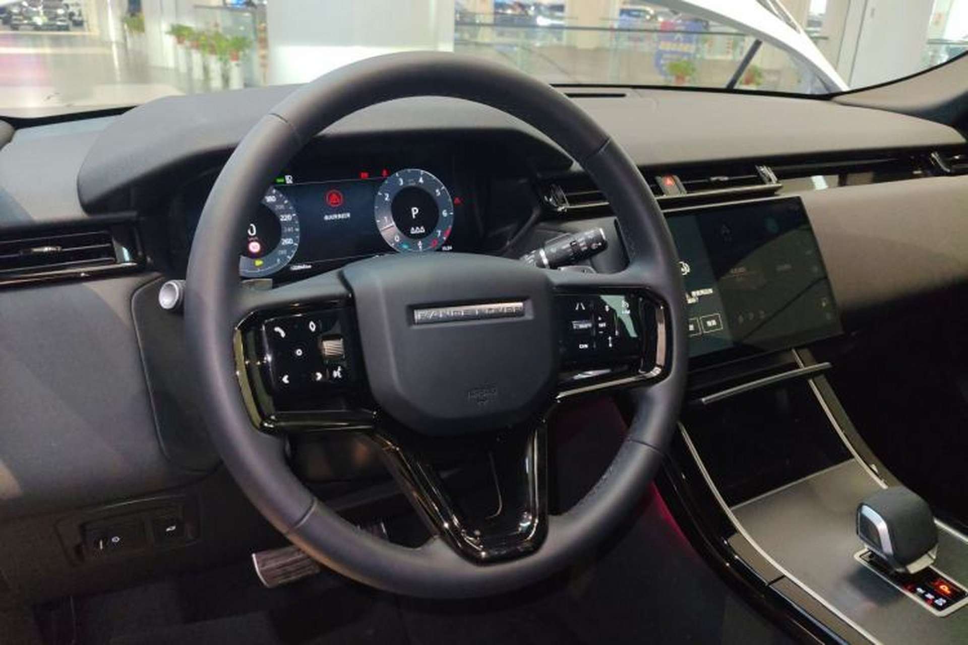 Used Land Rover Range Velar 2024 Dynamic SE Steering Wheel
