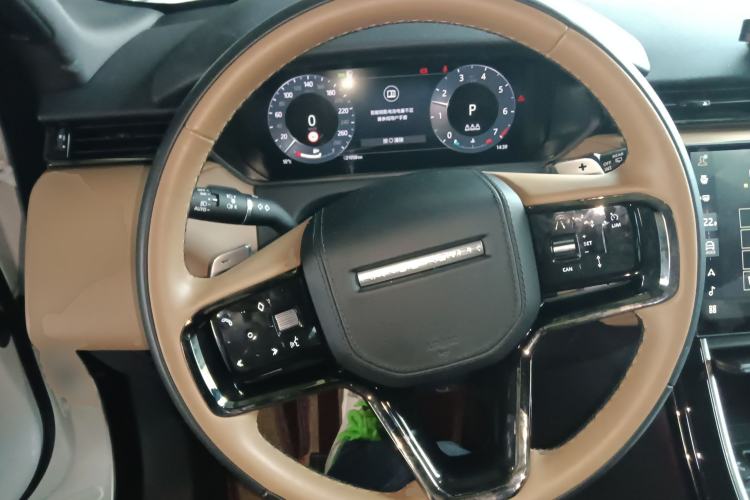 Used Land Rover Range Velar 2024 Dynamic HSE Steering Wheel