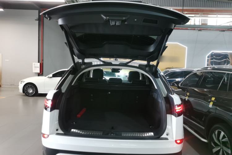 Used Land Rover Range Velar 2024 S Model Trunk