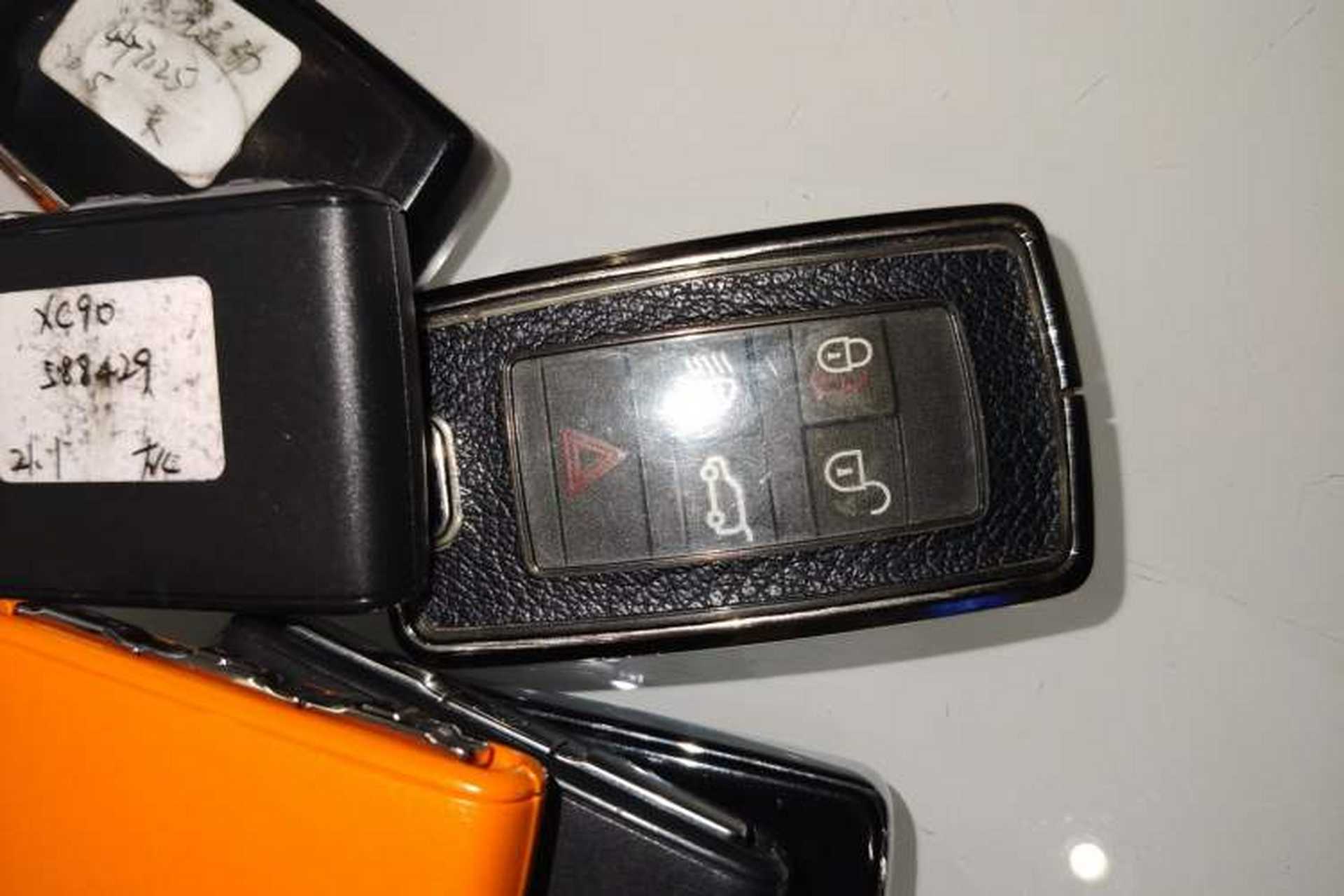 Used Land Rover Range Velar 2024 Dynamic SE Vehicle Key