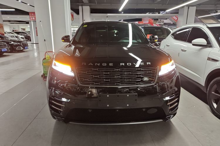 Used Land Rover Range Velar 2025 Dynamic HSE Exterior 1
