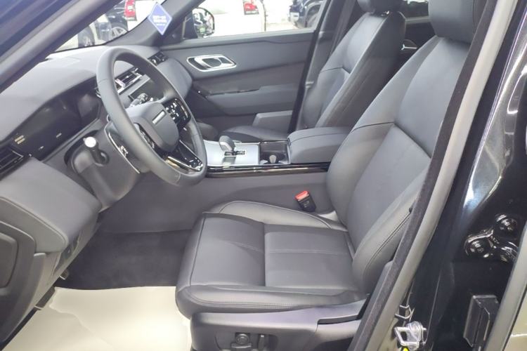 Used Land Rover Range Velar 2025 Dynamic SE Left Front Seat