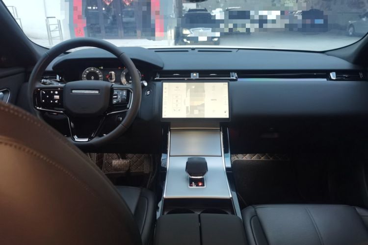Used Land Rover Range Velar 2025 S Model Center Console