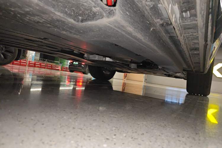 Used Land Rover Range Velar 2025 Dynamic SE Chassis Rear Right