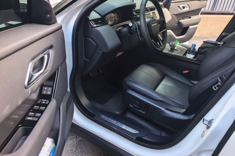 Used Land Rover Range Velar 2025 Dynamic SE Driver Seat