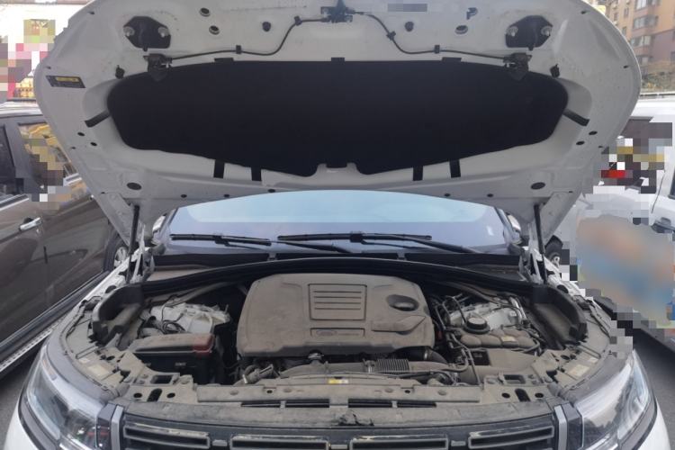 Used Land Rover Range Velar 2025 S Model Engine Bay
