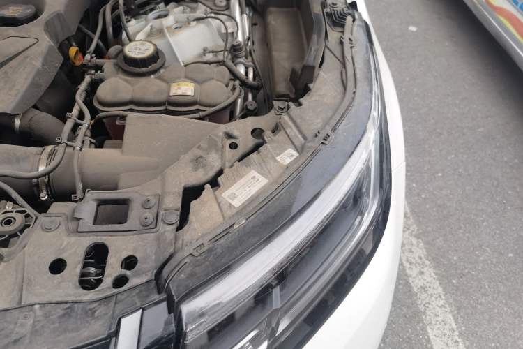 Used Land Rover Range Velar 2025 S Model Engine Bay Left