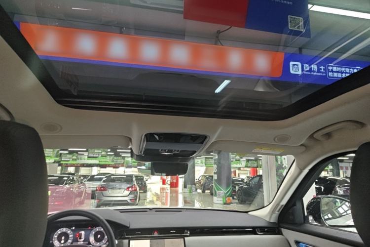 Used Land Rover Range Velar 2025 Dynamic SE Headliner