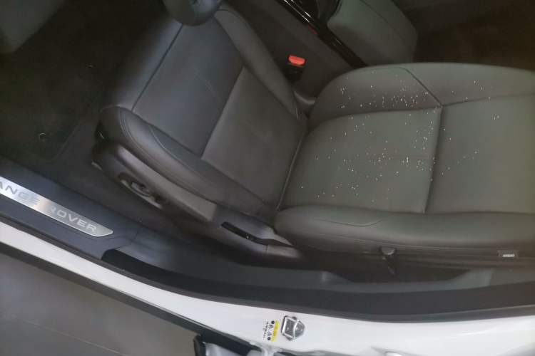 Used Land Rover Range Velar 2025 Dynamic SE Left Front Seat