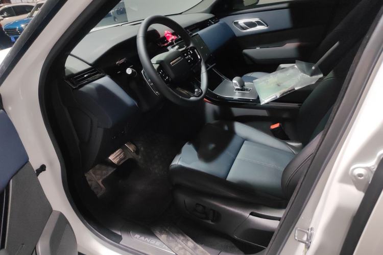 Used Land Rover Range Velar 2025 Dynamic SE Left Front Seat
