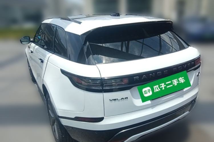 Used Land Rover Range Velar 2025 Dynamic SE Rear Left 45 Deg
