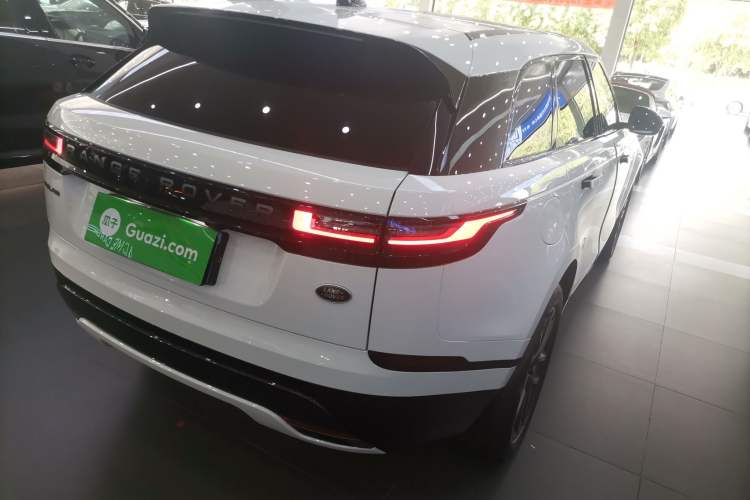 Used Land Rover Range Velar 2025 Dynamic SE Rear Right 45 Deg
