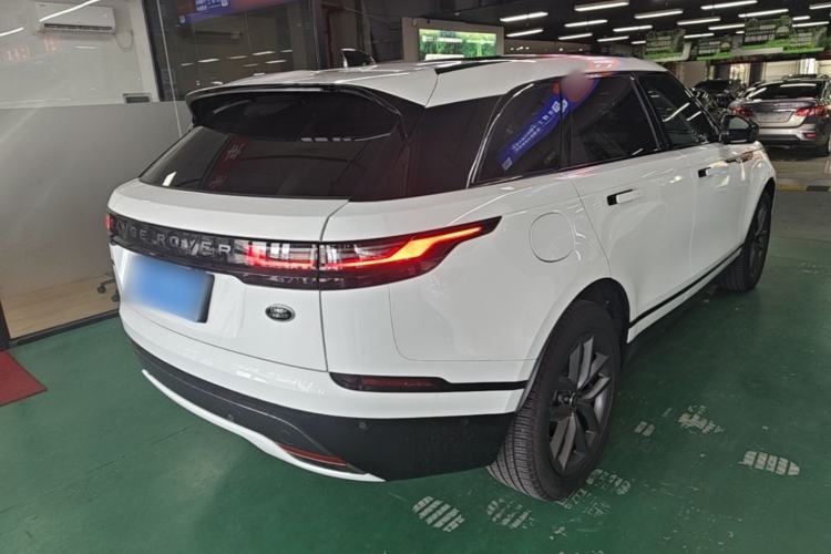Used Land Rover Range Velar 2025 Dynamic SE Rear Right 45 Deg