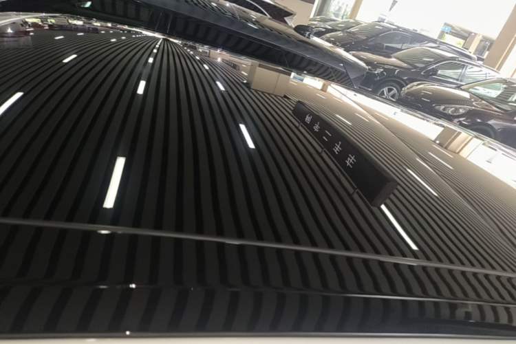 Used Land Rover Range Velar 2025 Dynamic SE Roof