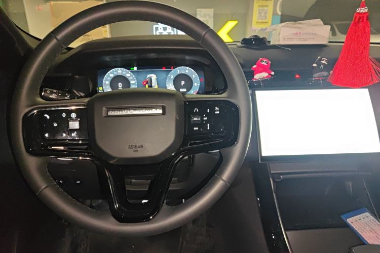 Used Land Rover Range Velar 2025 Dynamic SE Steering Wheel