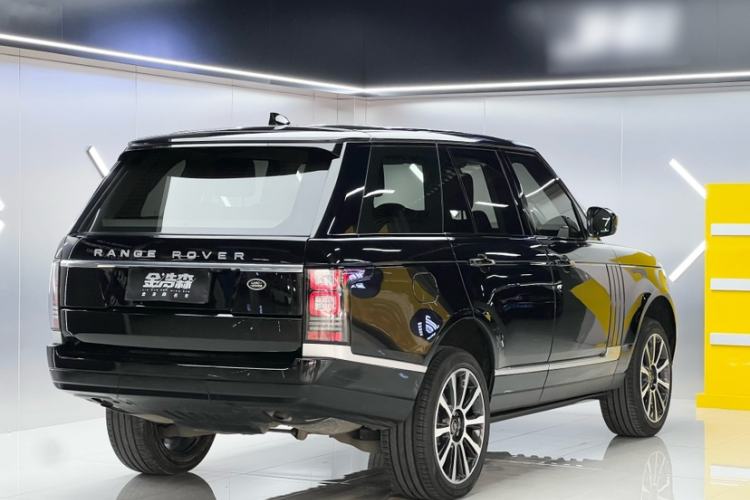 Used Land Rover Range Vogue  Exterior 2
