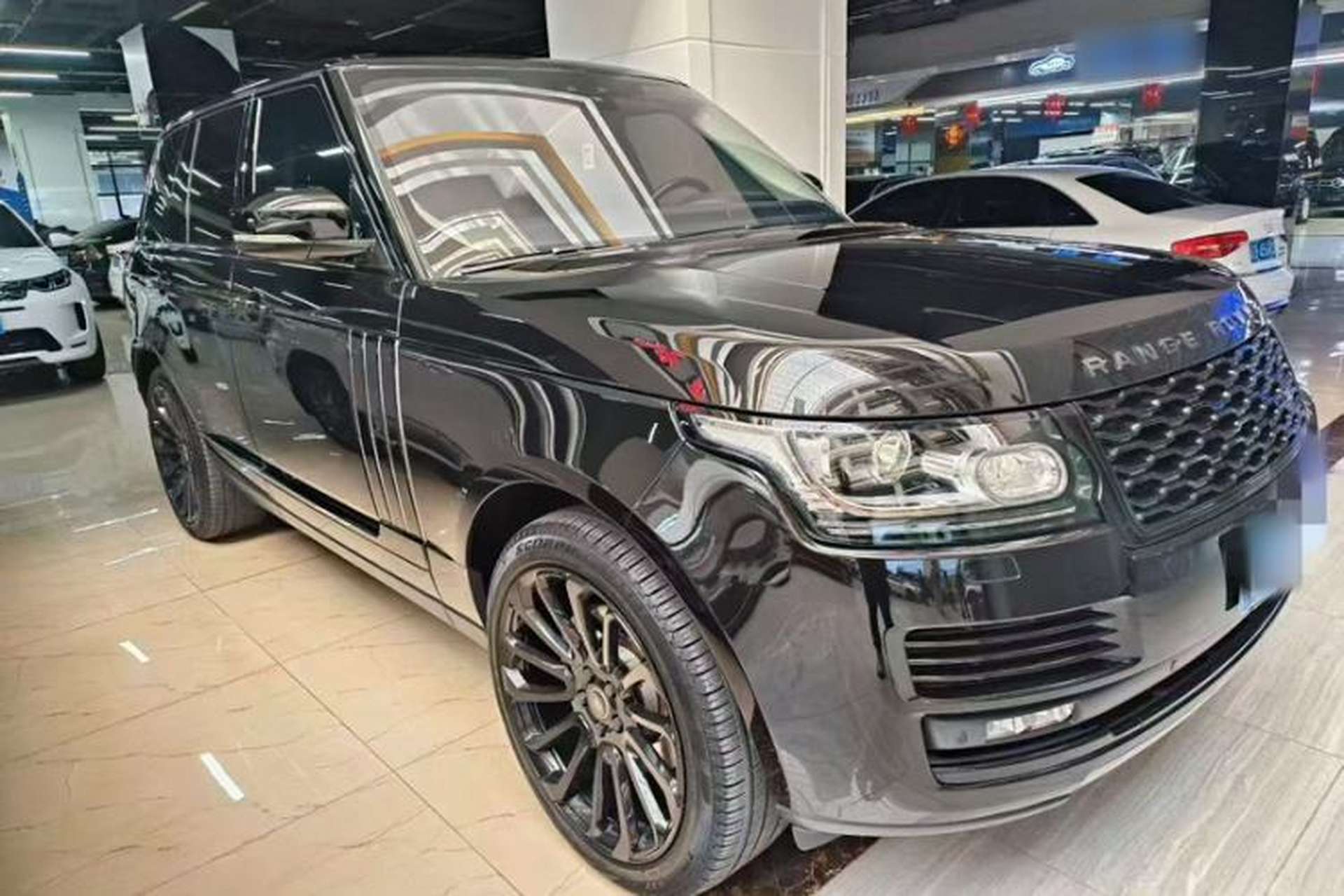 Used Land Rover Range Vogue  Exterior 2