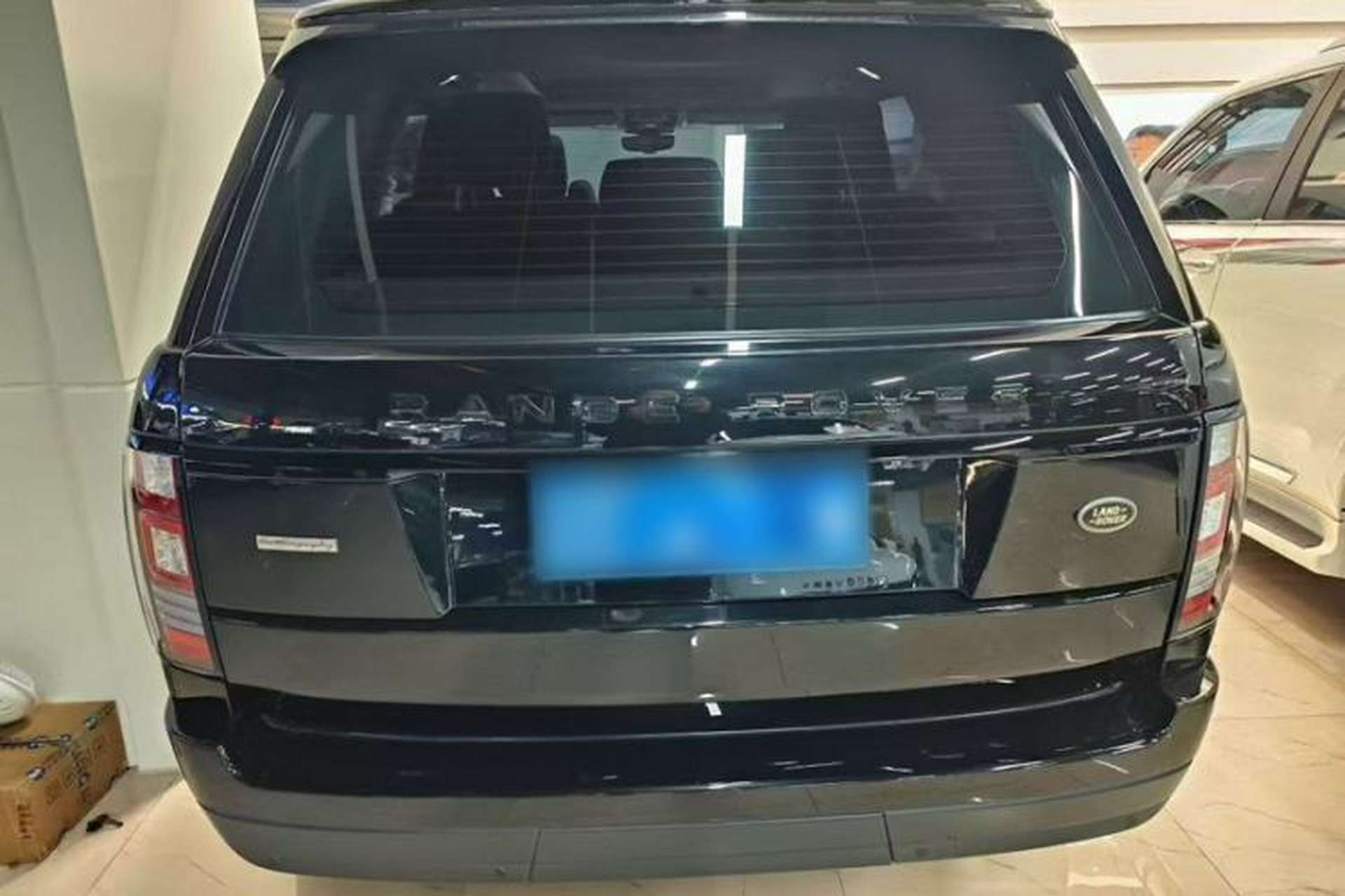 Used Land Rover Range Vogue  Exterior 4