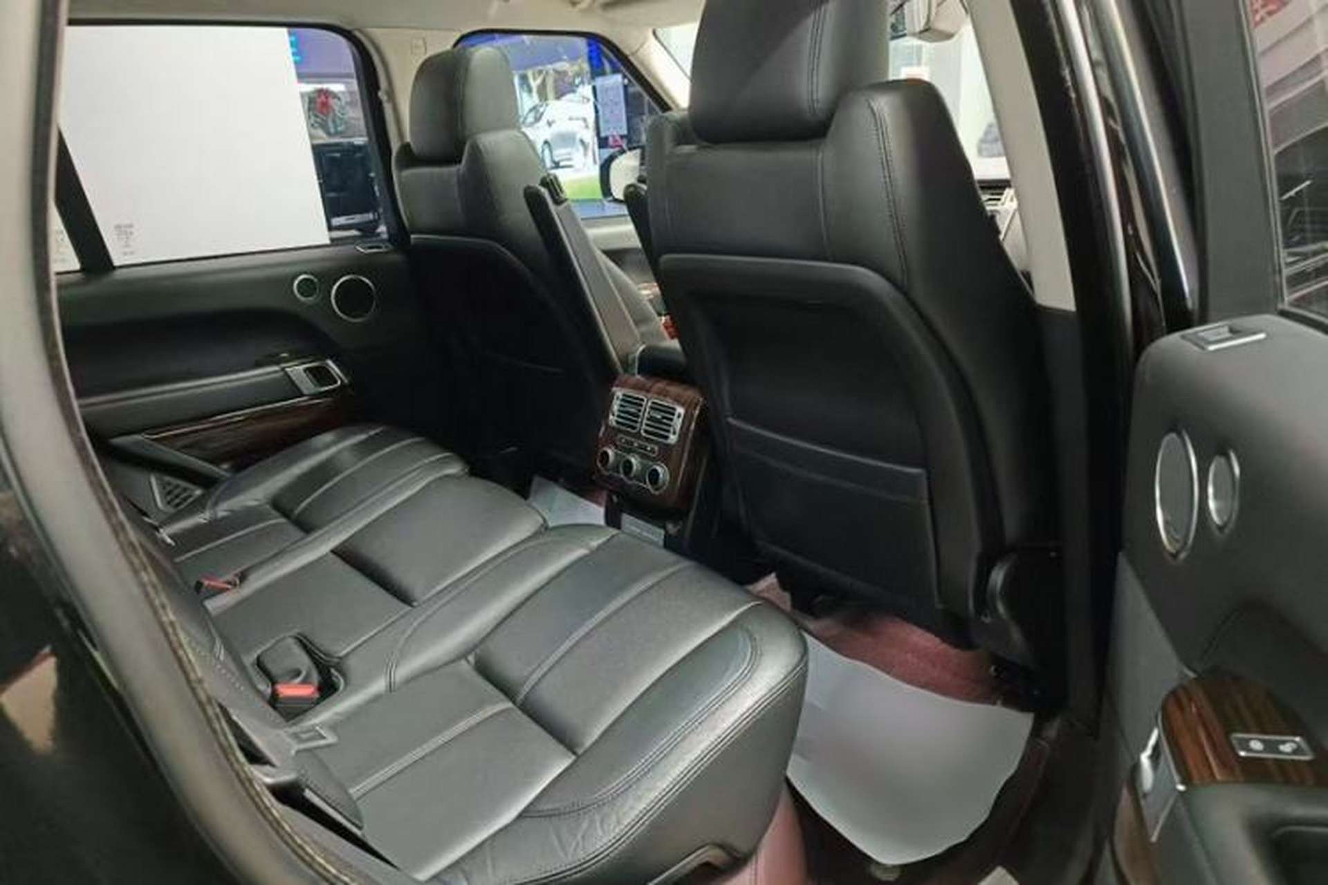 Used Land Rover Range Vogue  Interior 3