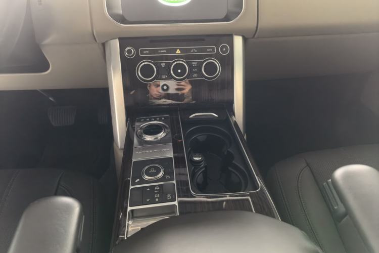 Used Land Rover Range Vogue  Interior 3