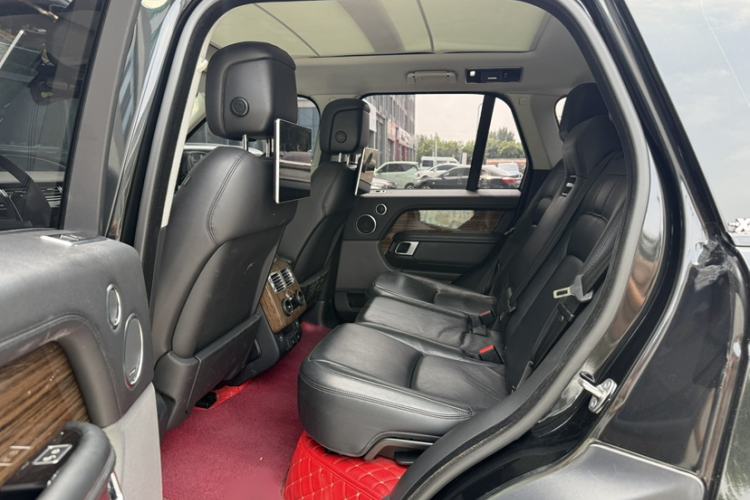 Used Land Rover Range Vogue  Interior 4