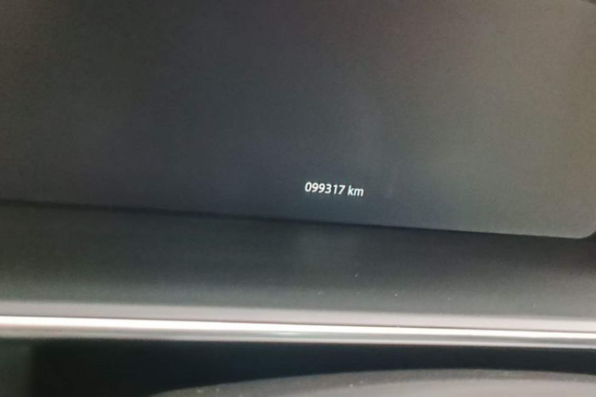Used Land Rover Range Vogue  Odometer Close Up