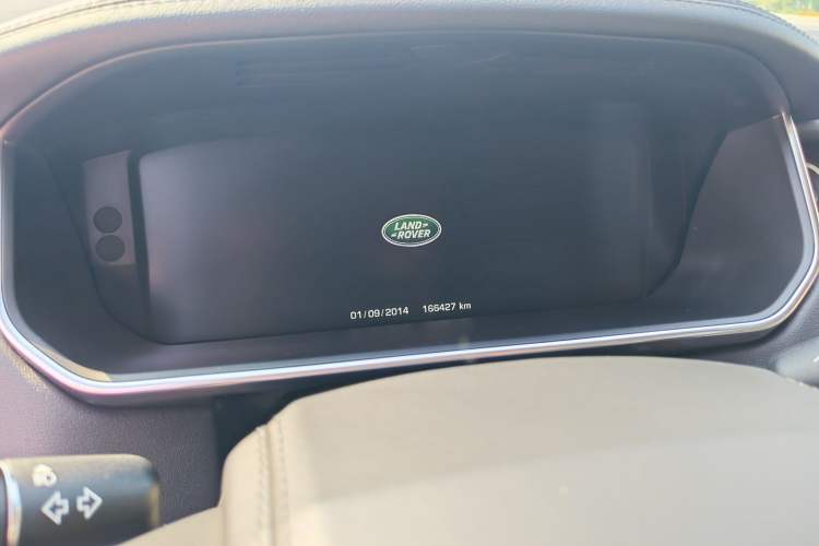 Used Land Rover Range Vogue  Odometer Close Up