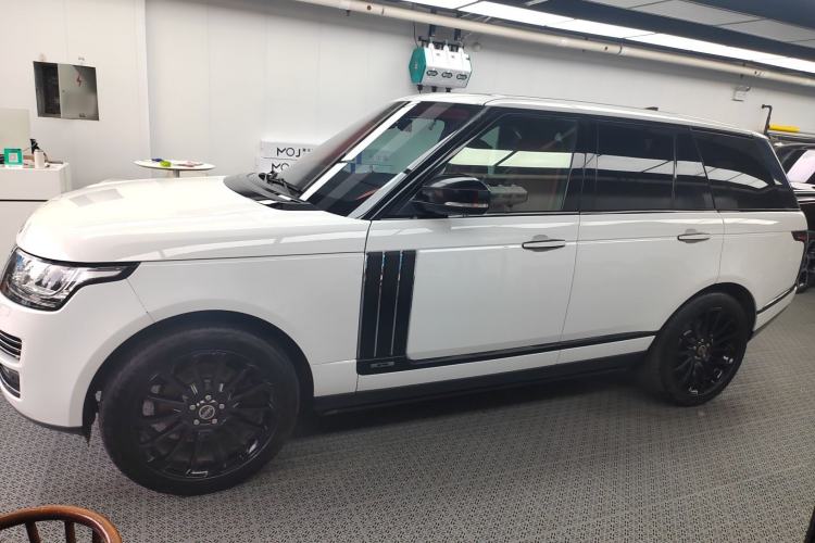 Used Land Rover Range Vogue  Exterior 1