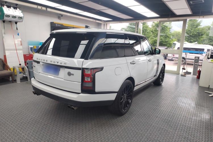 Used Land Rover Range Vogue  Exterior 4