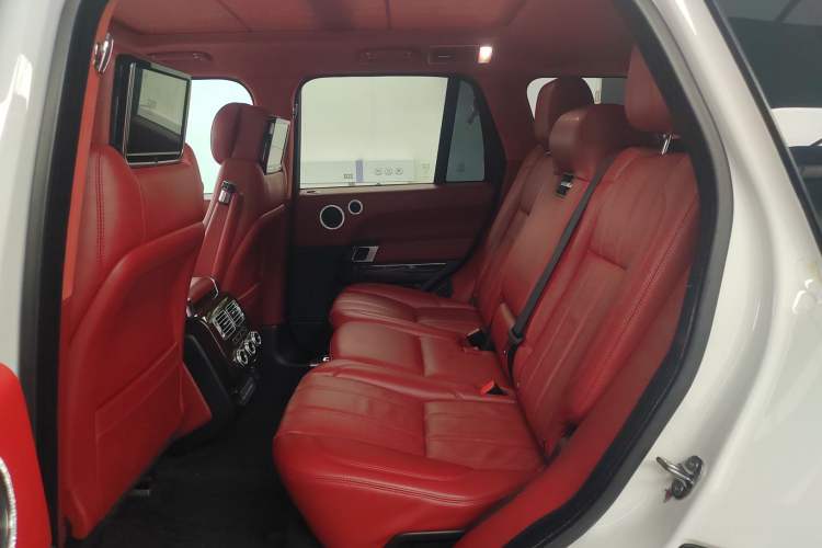 Used Land Rover Range Vogue  Interior 1
