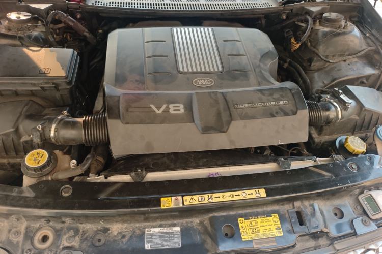 Used Land Rover Range Vogue 2011 5.0 V8 5-Seater Parallel Import Engine Bay