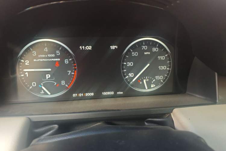 Used Land Rover Range Vogue 2011 5.0 V8 5-Seater Parallel Import Instrument Cluster