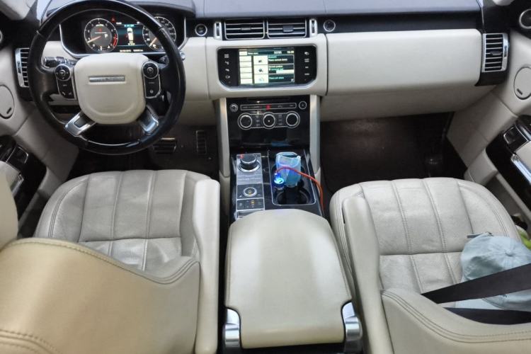 Used Land Rover Range Vogue  Center Console