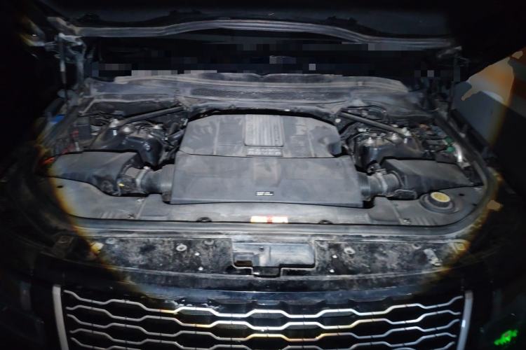 Used Land Rover Range Vogue 2013 3.0T Gasoline Parallel Import 5-Seater Engine Bay