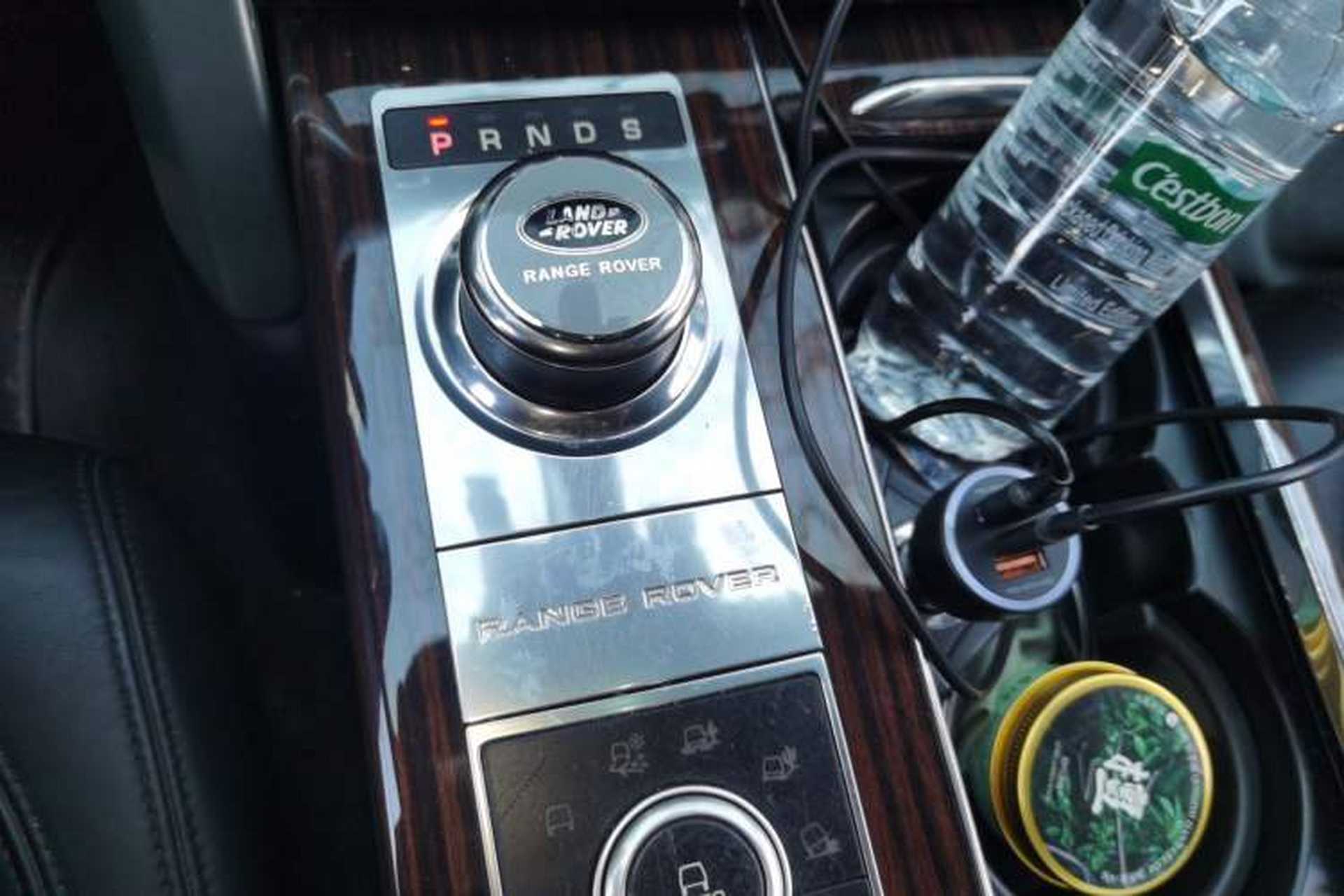 Used Land Rover Range Vogue 2013 5.0 V8 SC Vogue SE Gear Lever