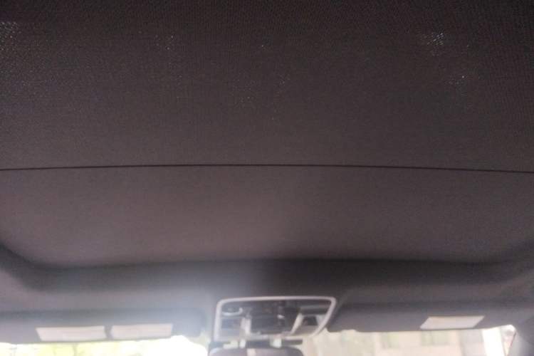 Used Land Rover Range Vogue 2013 5.0 V8 SC Vogue SE Headliner