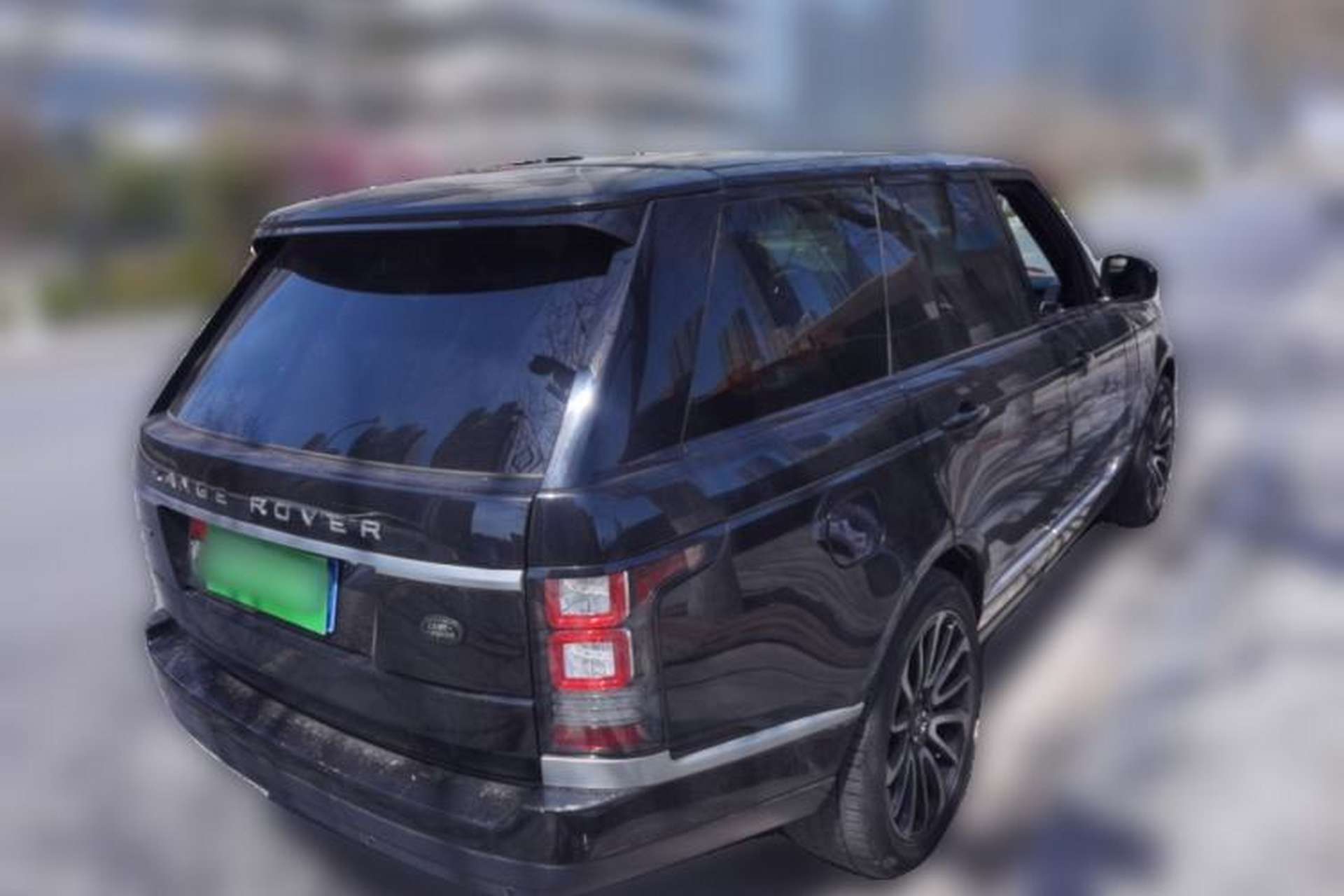 Used Land Rover Range Vogue 2013 5.0 V8 SC Vogue SE Rear Right 45 Deg