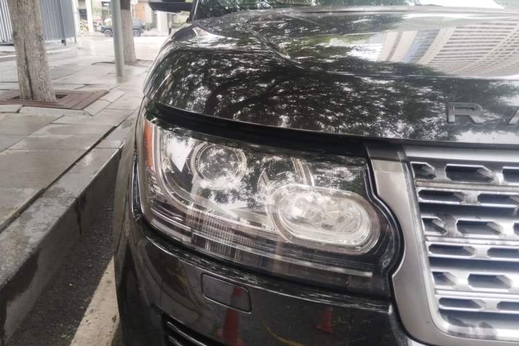 Used Land Rover Range Vogue 2013 5.0 V8 SC Vogue SE Right Front Headlight