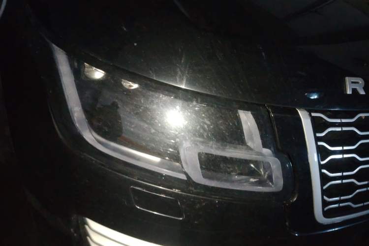 Used Land Rover Range Vogue 2013 3.0T Gasoline Parallel Import 5-Seater Right Front Headlight